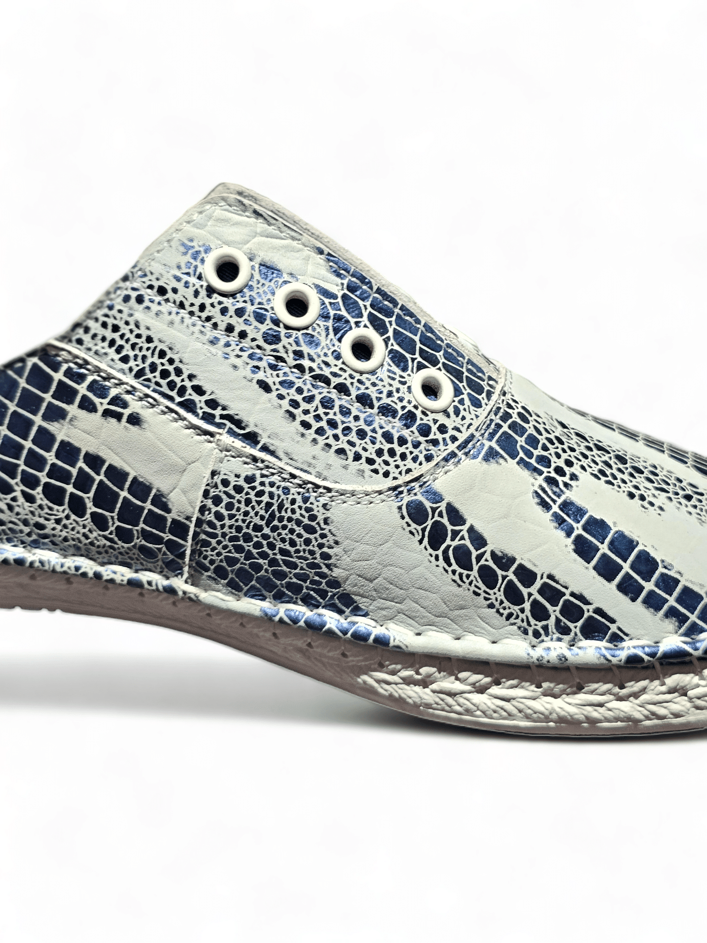 Drk Blue/Mint River Croc Leather Vera