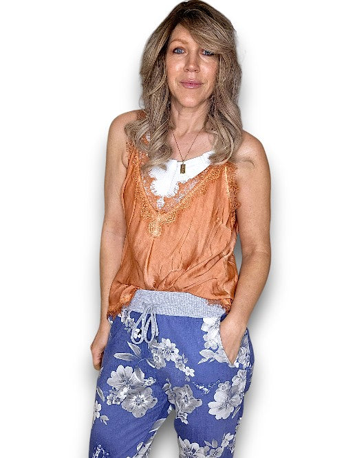 Washed Brick Silky Lace Singlet