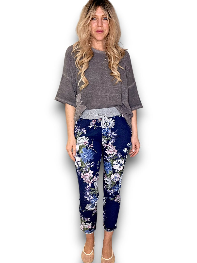 Navy Bouquet Jogger