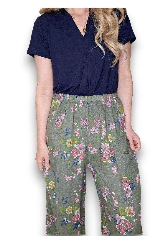 Dark Forest Wild Daisy Barrel Pant