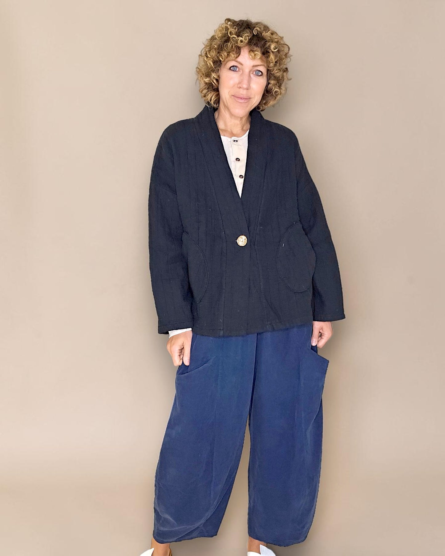 Black Cotton Gauze Kimono-Gold Button