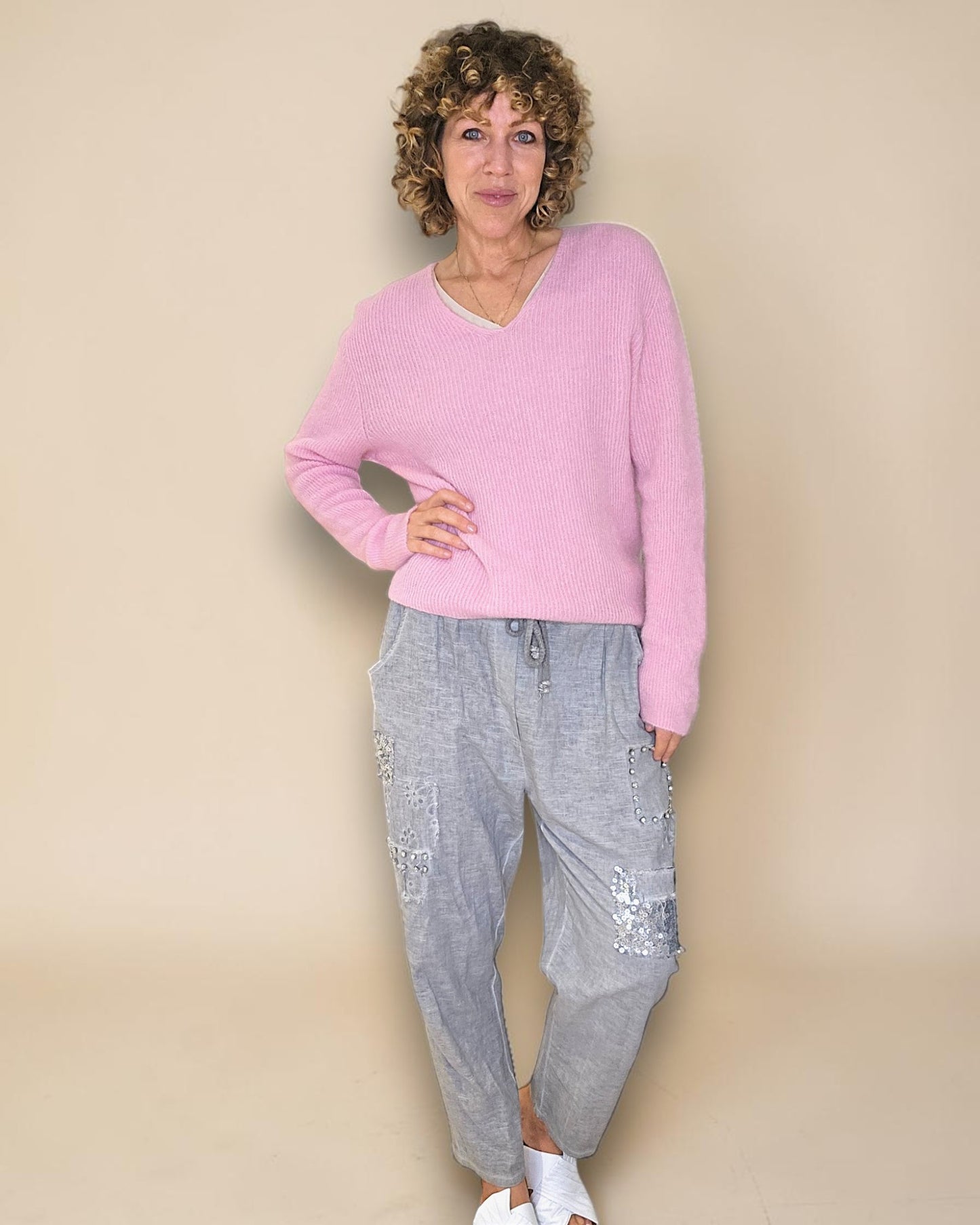 Bubbelgum Rib V-Neck Best Basics B. Alpaca Blend Sweater