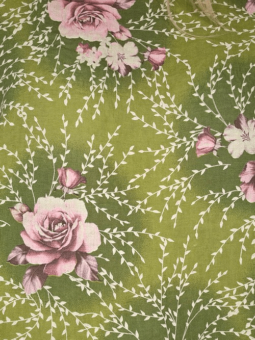 Green Bridal Rose Long Sides Top