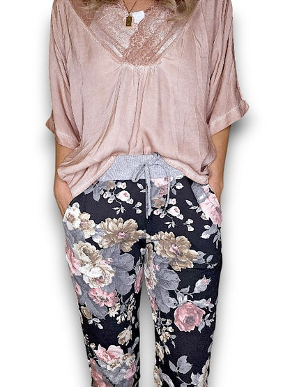 Black Scarlett Rose Joggers
