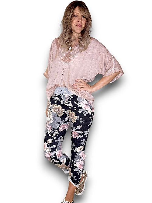 Black Scarlett Rose Jogger