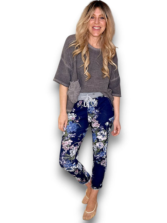 Navy Bouquet Jogger
