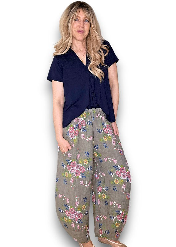 Mocha Wild Daisy Barrel Pant