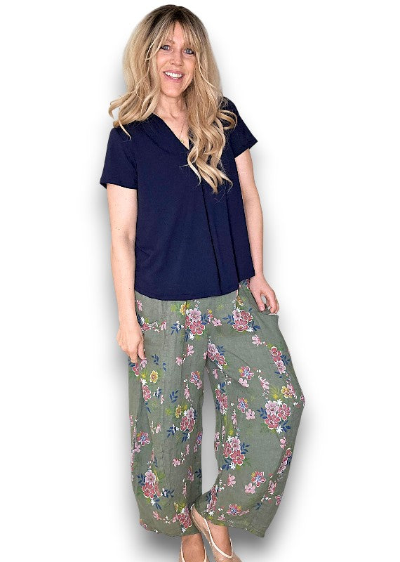 Dark Forest Wild Daisy Barrel Pant