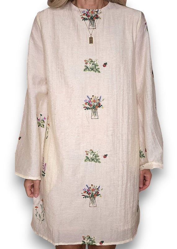ACKLEJA Ivory Doily Trumpet Dress