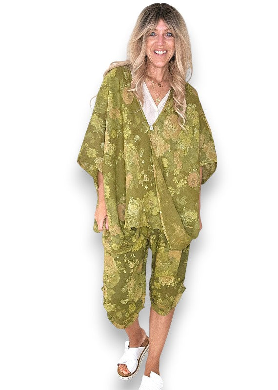 Olive Scarlett Rose Capri Linen Pant