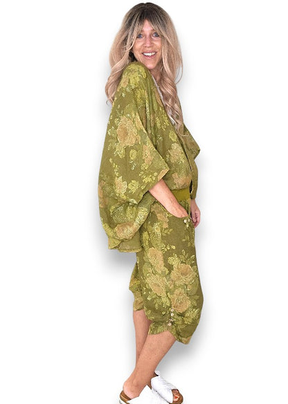 Olive Scarlett Rose Capri Linen Pant