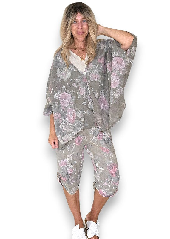 Mocha Scarlett Rose Capri Linen Pant
