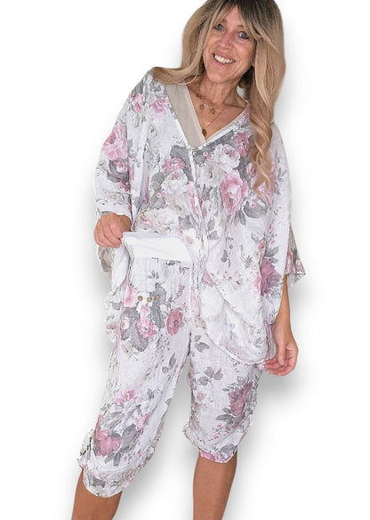 White Scarlett Rose Capri Linen Pant