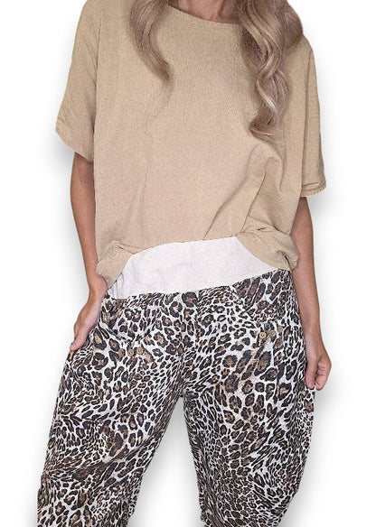 White Leopard Capri Linen Pant
