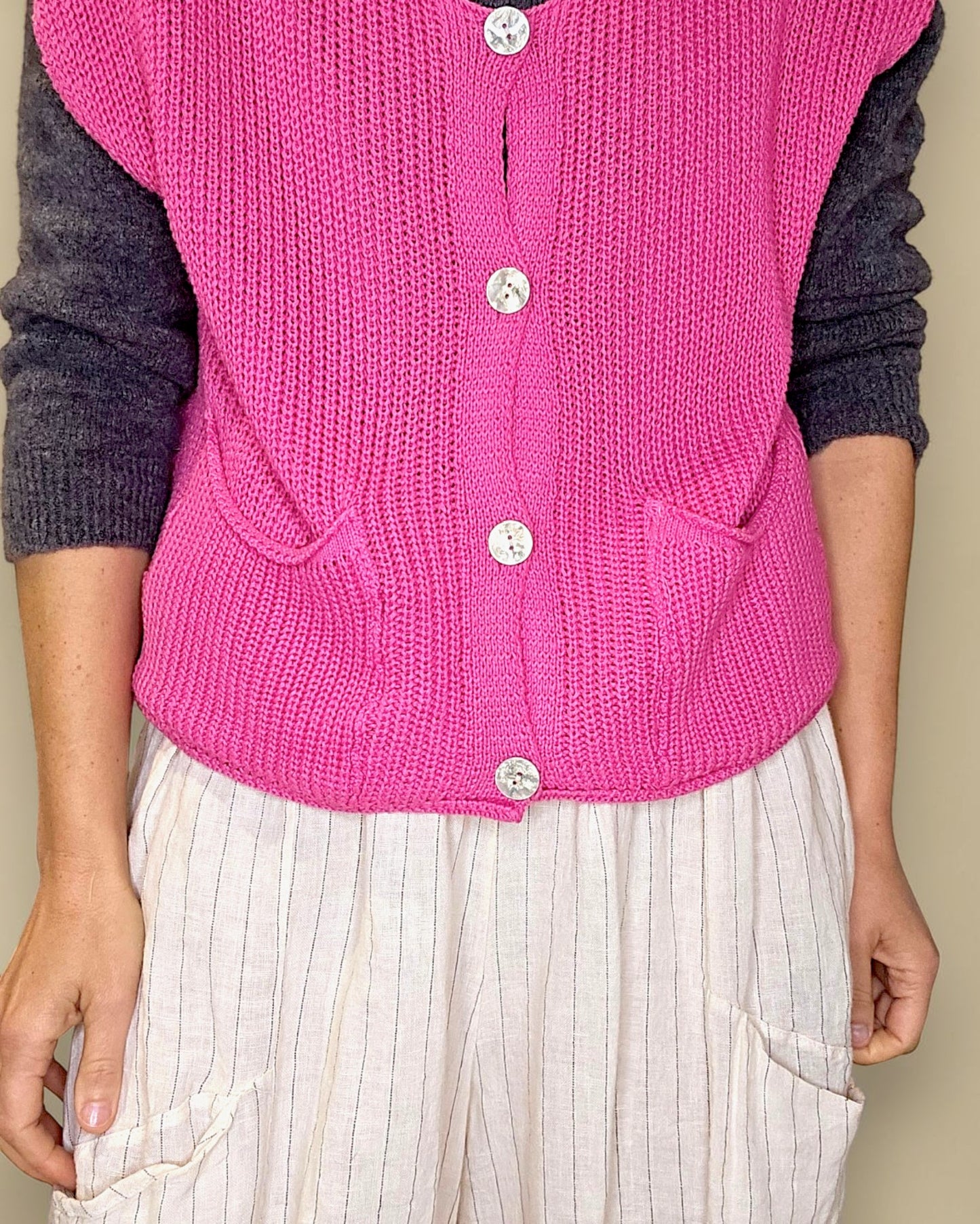 Drk Fluoro Pink Pure Cotton Knit Vest