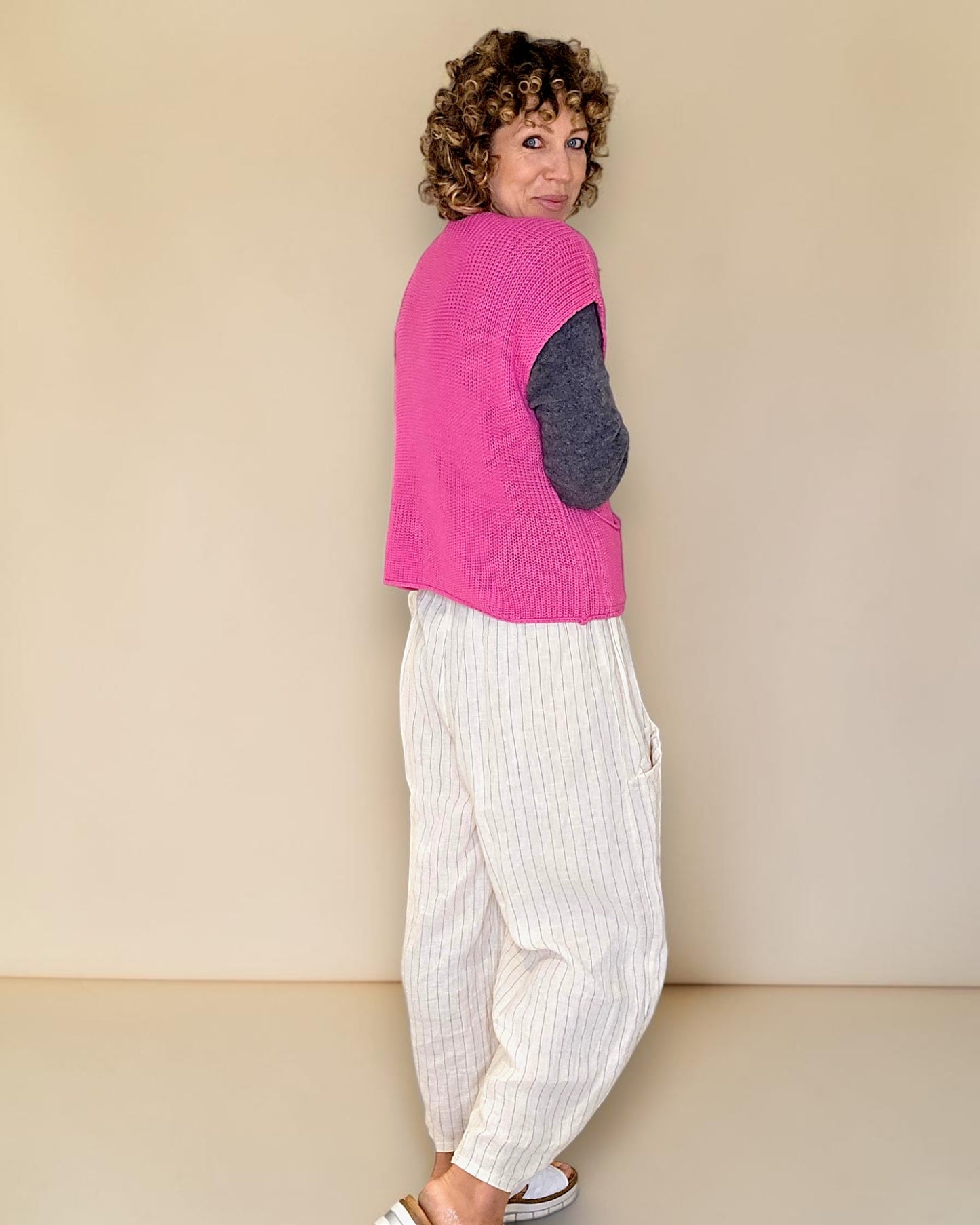 Drk Fluoro Pink Pure Cotton Knit Vest