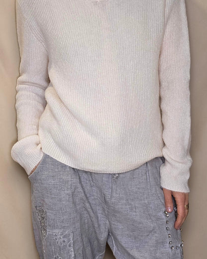 Vanilla Rib V-Neck Best Basics B. Alpaca Blend Sweater