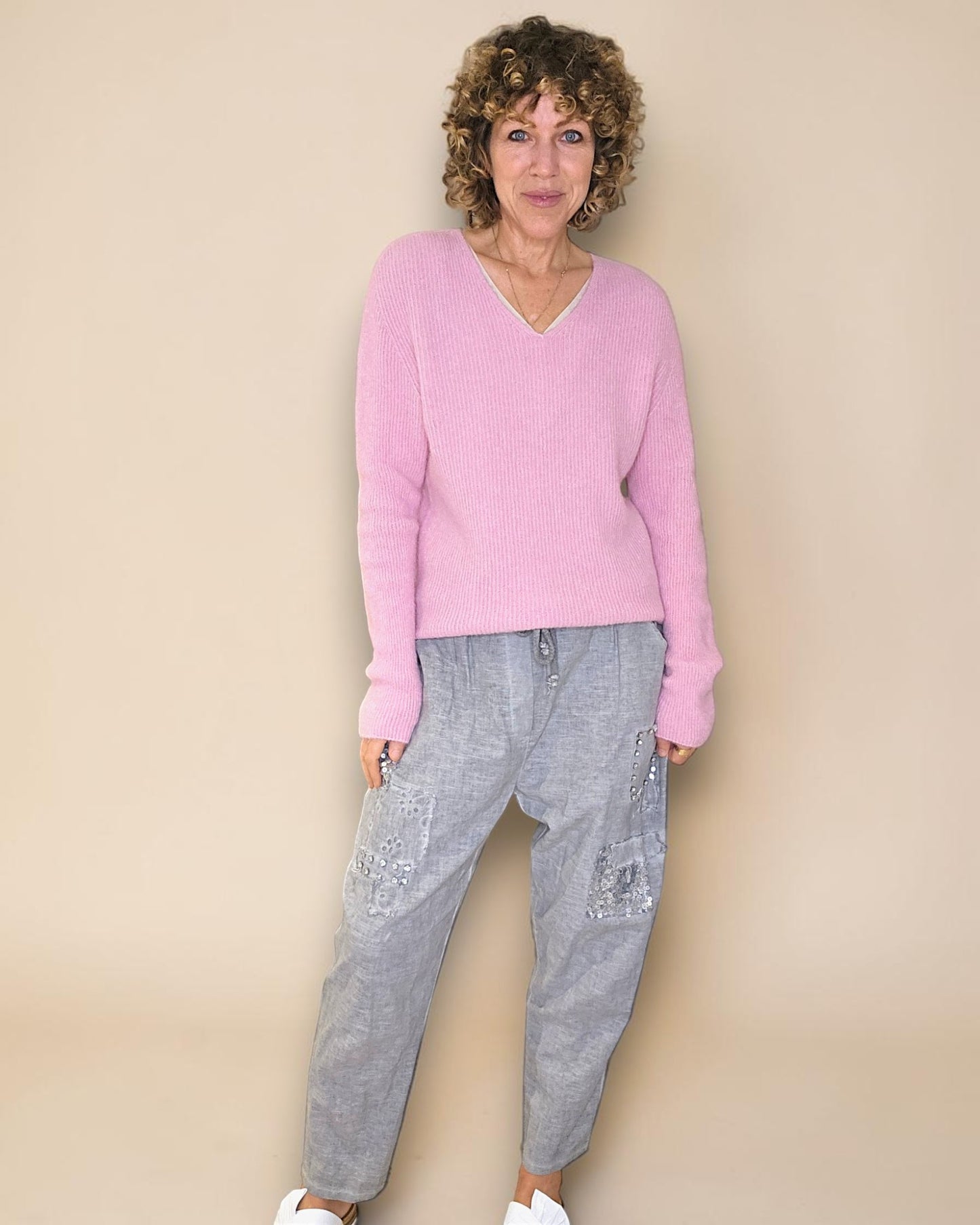 Bubbelgum Rib V-Neck Best Basics B. Alpaca Blend Sweater