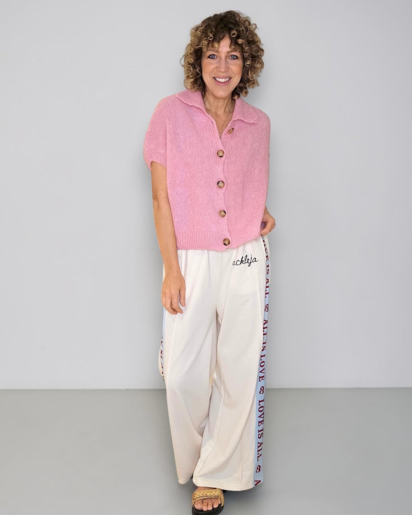 Bubbelgum Collar Mohair Blend Vest